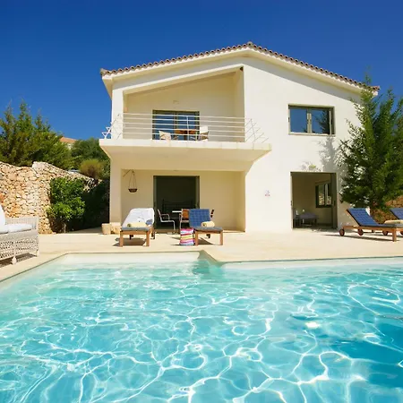 빌라 Porfyra Ideales *